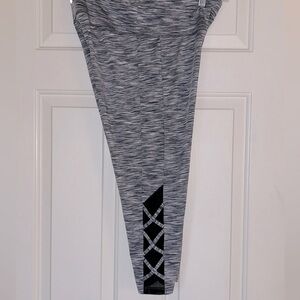 Champion Capri Mesh Criss Cross Leggings